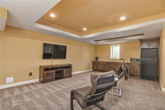 15721 Ballentine Street, Overland Park, KS 66221