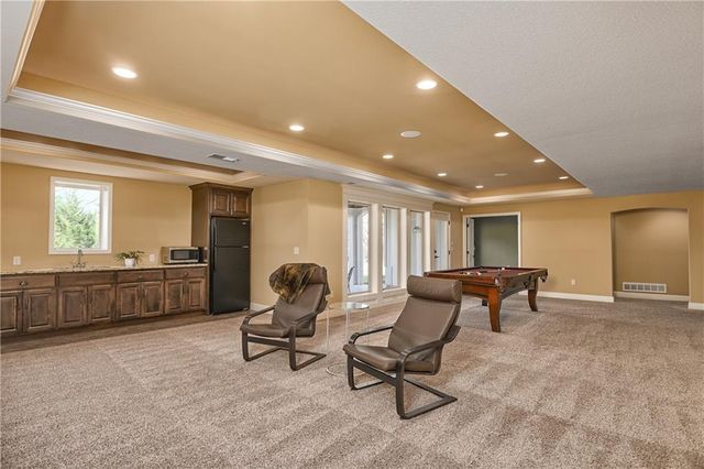 15721 Ballentine Street, Overland Park, KS 66221