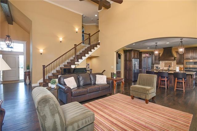 15721 Ballentine Street, Overland Park, KS 66221