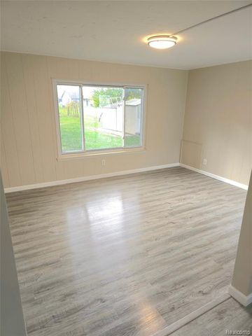 25815 Firwood Avenue, Warren, MI 48089