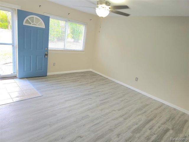 25815 Firwood Avenue, Warren, MI 48089