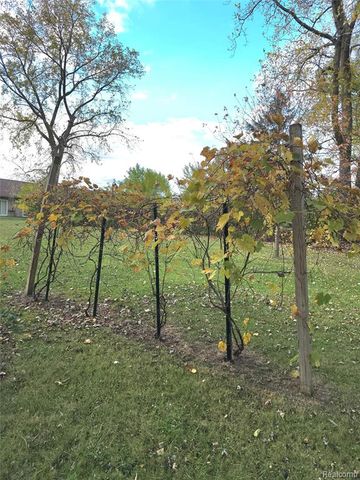 25815 Firwood Avenue, Warren, MI 48089