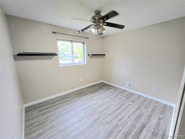 25815 Firwood Avenue, Warren, MI 48089