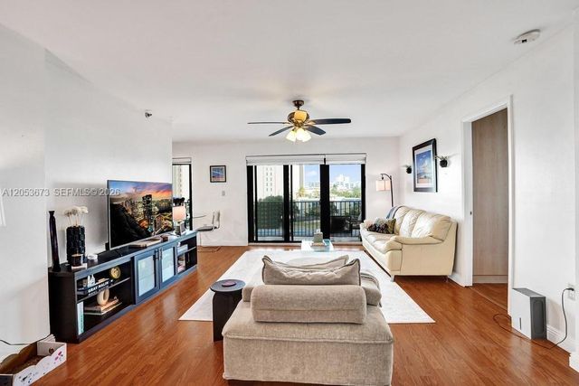 1201 S Ocean Drive 310N, Hollywood, FL 33019