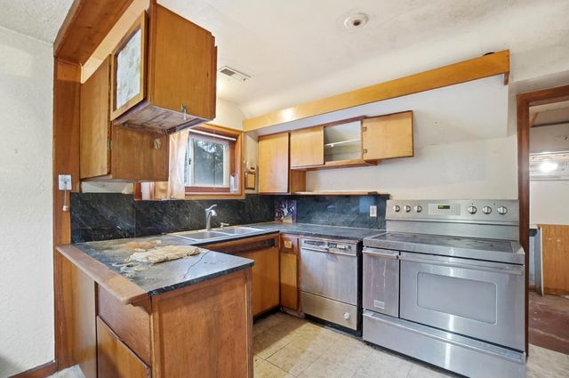 1089 Wellington Boulevard, Columbus, OH 43219