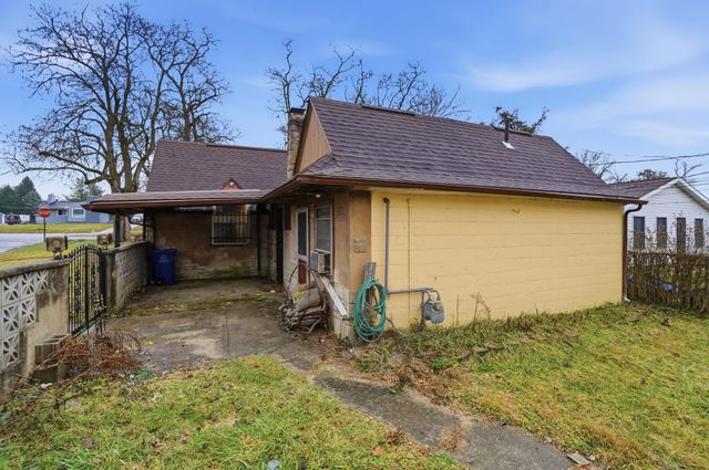 1089 Wellington Boulevard, Columbus, OH 43219