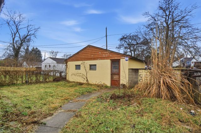 1089 Wellington Boulevard, Columbus, OH 43219