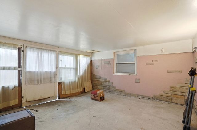 1089 Wellington Boulevard, Columbus, OH 43219