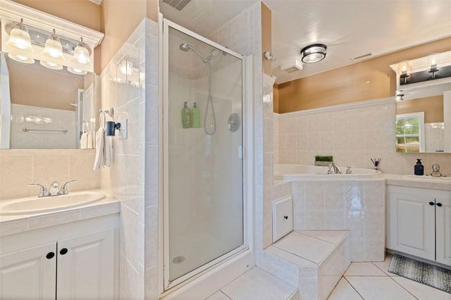 8701 64TH STREET N, Pinellas Park, FL 33782