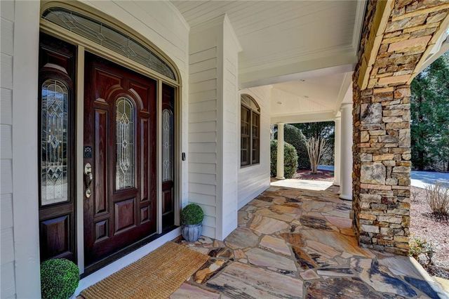 6303 Ben Parks Road, Murrayville, GA 30564