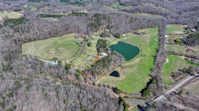 6303 Ben Parks Road, Murrayville, GA 30564