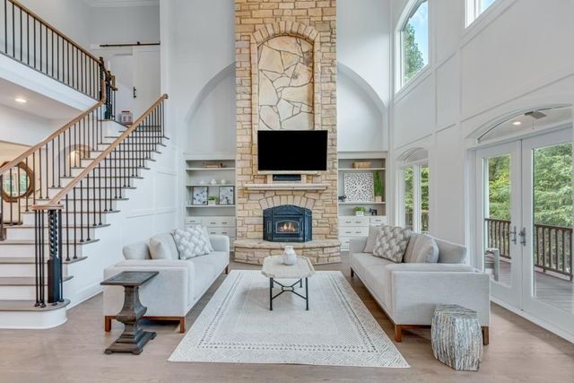 6303 Ben Parks Road, Murrayville, GA 30564