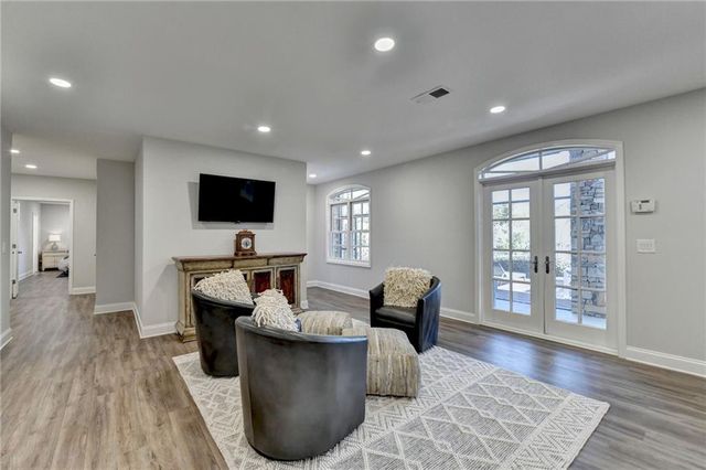 6303 Ben Parks Road, Murrayville, GA 30564