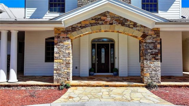 6303 Ben Parks Road, Murrayville, GA 30564