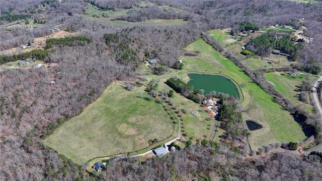 6303 Ben Parks Road, Murrayville, GA 30564