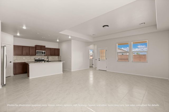 16 Calle Guaymas, Los Lunas, NM 87031