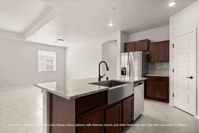 16 Calle Guaymas, Los Lunas, NM 87031