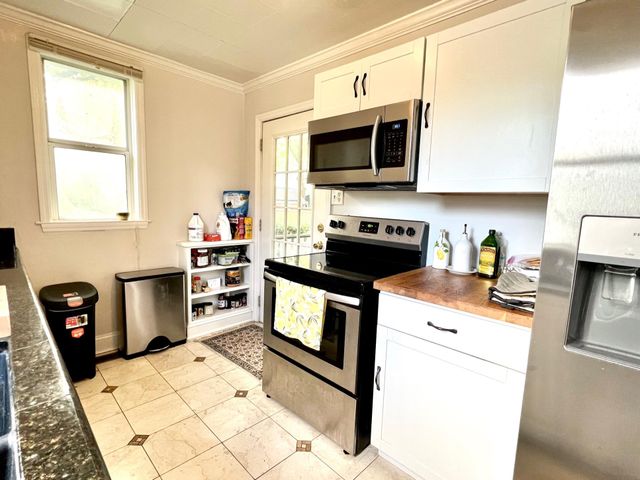 4662 Jenkins Avenue, North Charleston, SC 29405