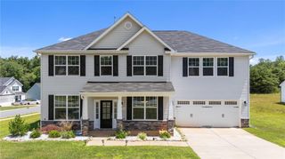 248 Pilot Bluff Drive, King, NC 27021