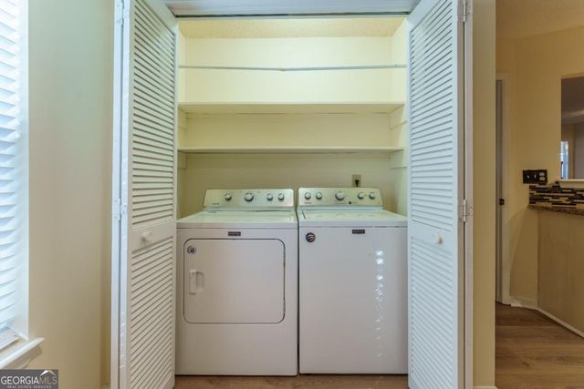 403 Mill Pond Road, Roswell, GA 30076