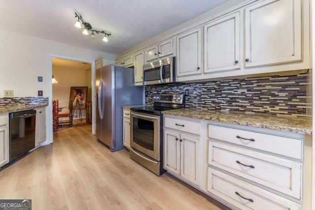 403 Mill Pond Road, Roswell, GA 30076