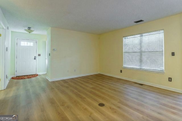 403 Mill Pond Road, Roswell, GA 30076