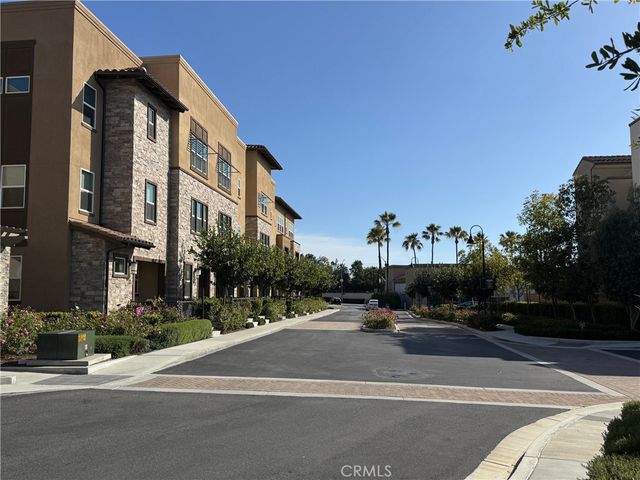 9 Sanctuary, Mission Viejo, CA 92692