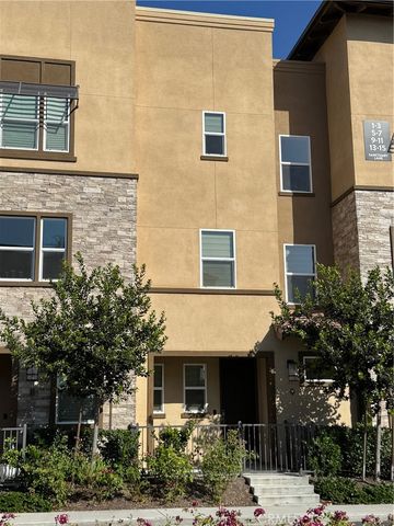 9 Sanctuary, Mission Viejo, CA 92692