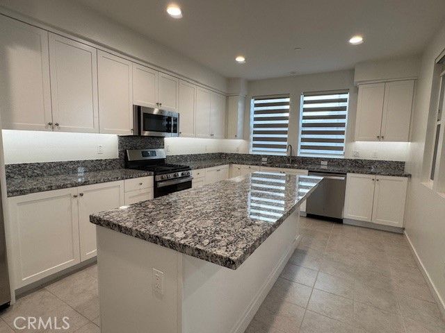 9 Sanctuary, Mission Viejo, CA 92692