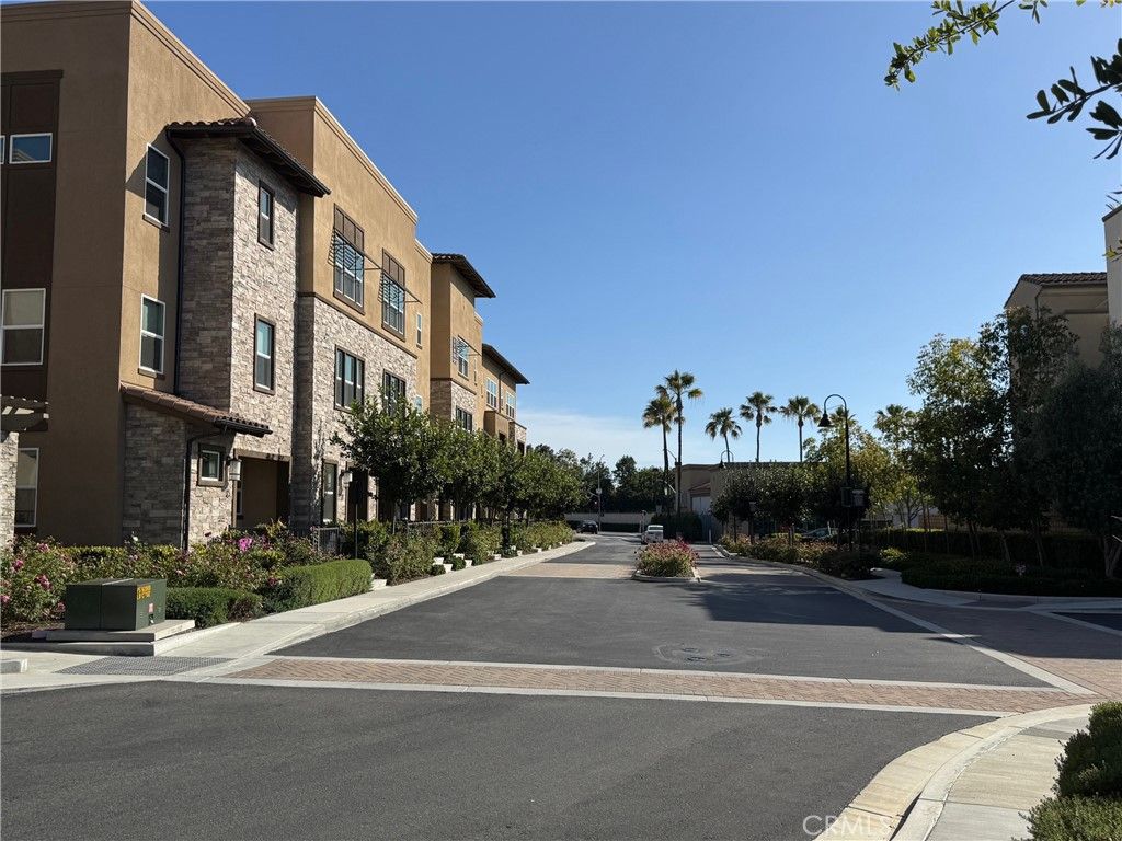 9 Sanctuary, Mission Viejo, CA 92692