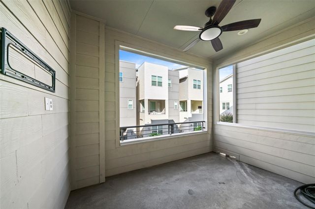 2779 Clinton Drive, Houston, TX 77020