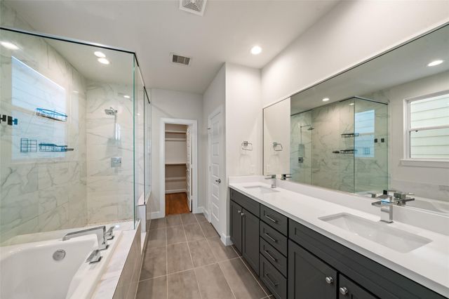 2779 Clinton Drive, Houston, TX 77020