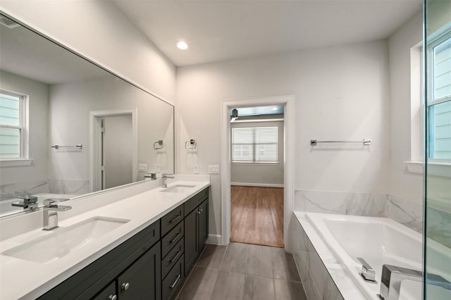 2779 Clinton Drive, Houston, TX 77020