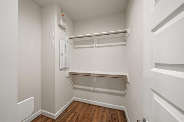 2779 Clinton Drive, Houston, TX 77020