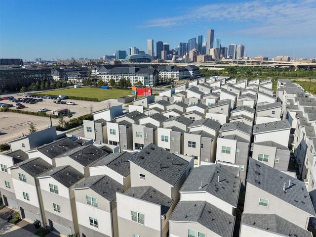 2779 Clinton Drive, Houston, TX 77020