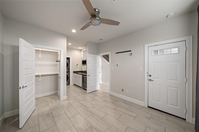 2779 Clinton Drive, Houston, TX 77020