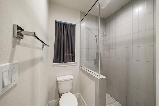 2779 Clinton Drive, Houston, TX 77020