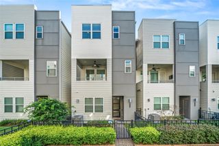 2779 Clinton Drive, Houston, TX 77020