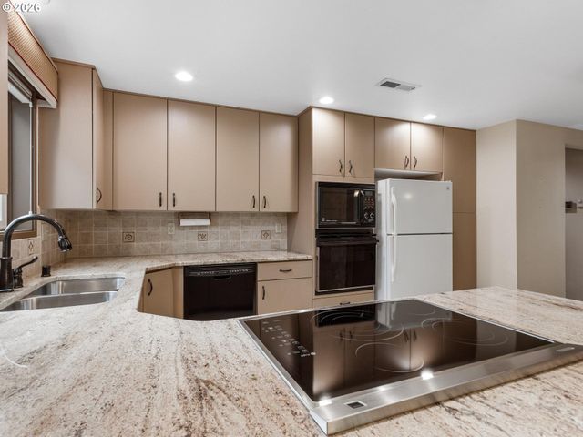 3300 Ne 164TH St W1, Ridgefield, WA 98642