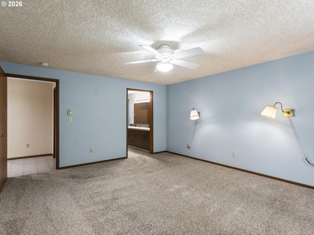 3300 Ne 164TH St W1, Ridgefield, WA 98642