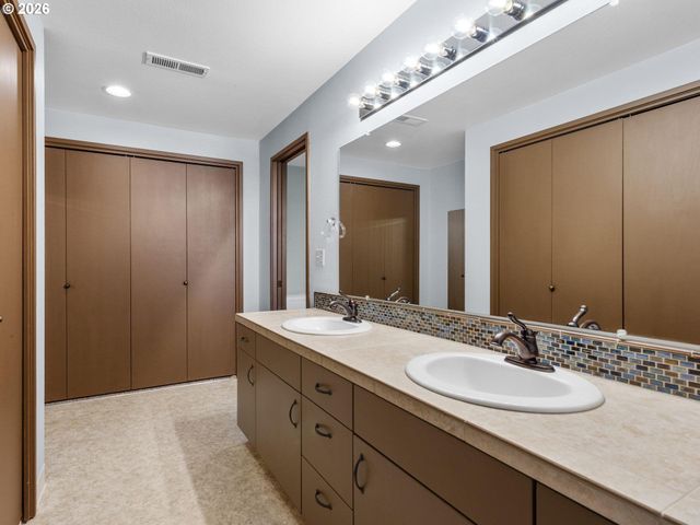 3300 Ne 164TH St W1, Ridgefield, WA 98642