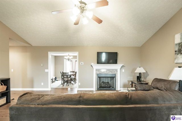 16 Sarah Court, Rineyville, KY 40162