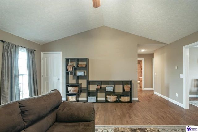 16 Sarah Court, Rineyville, KY 40162