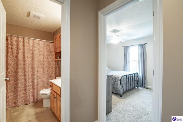 16 Sarah Court, Rineyville, KY 40162