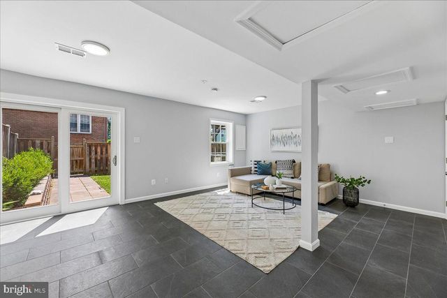 3978 WILCOXSON DR, Fairfax, VA 22031