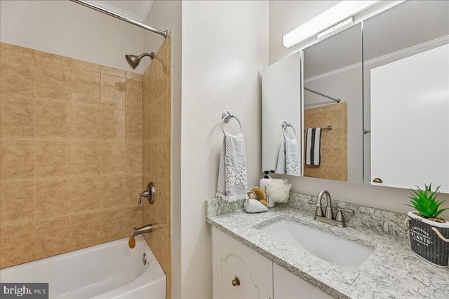 3978 WILCOXSON DR, Fairfax, VA 22031