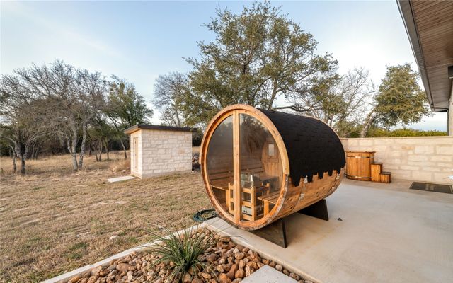 5579 County Road 2013, Glen Rose, TX 76690