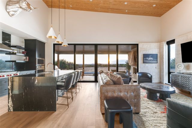 5579 County Road 2013, Glen Rose, TX 76690