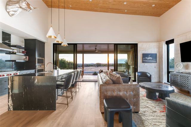 5579 County Road 2013, Glen Rose, TX 76690