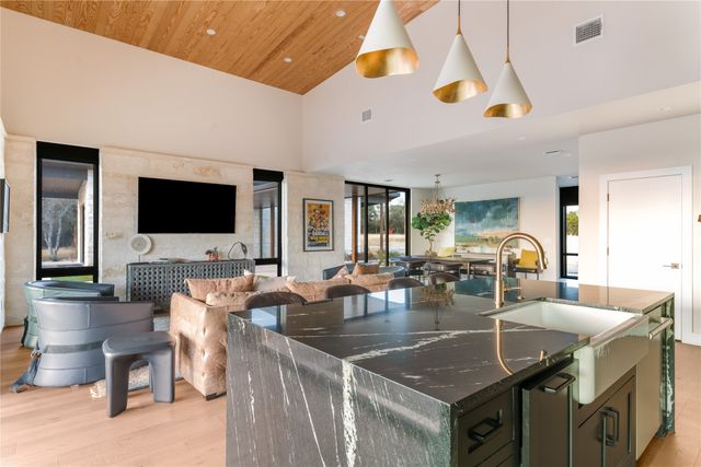 5579 County Road 2013, Glen Rose, TX 76690